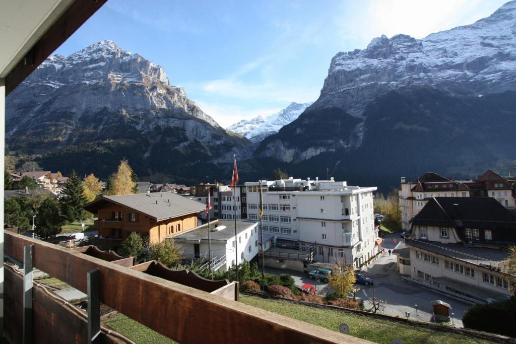 Hotel Restaurant Alpina Grindelwald Exterior photo